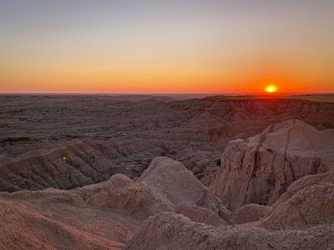 8CC6E91C-3D8F-405F-B04E-B3768E3FCB3C