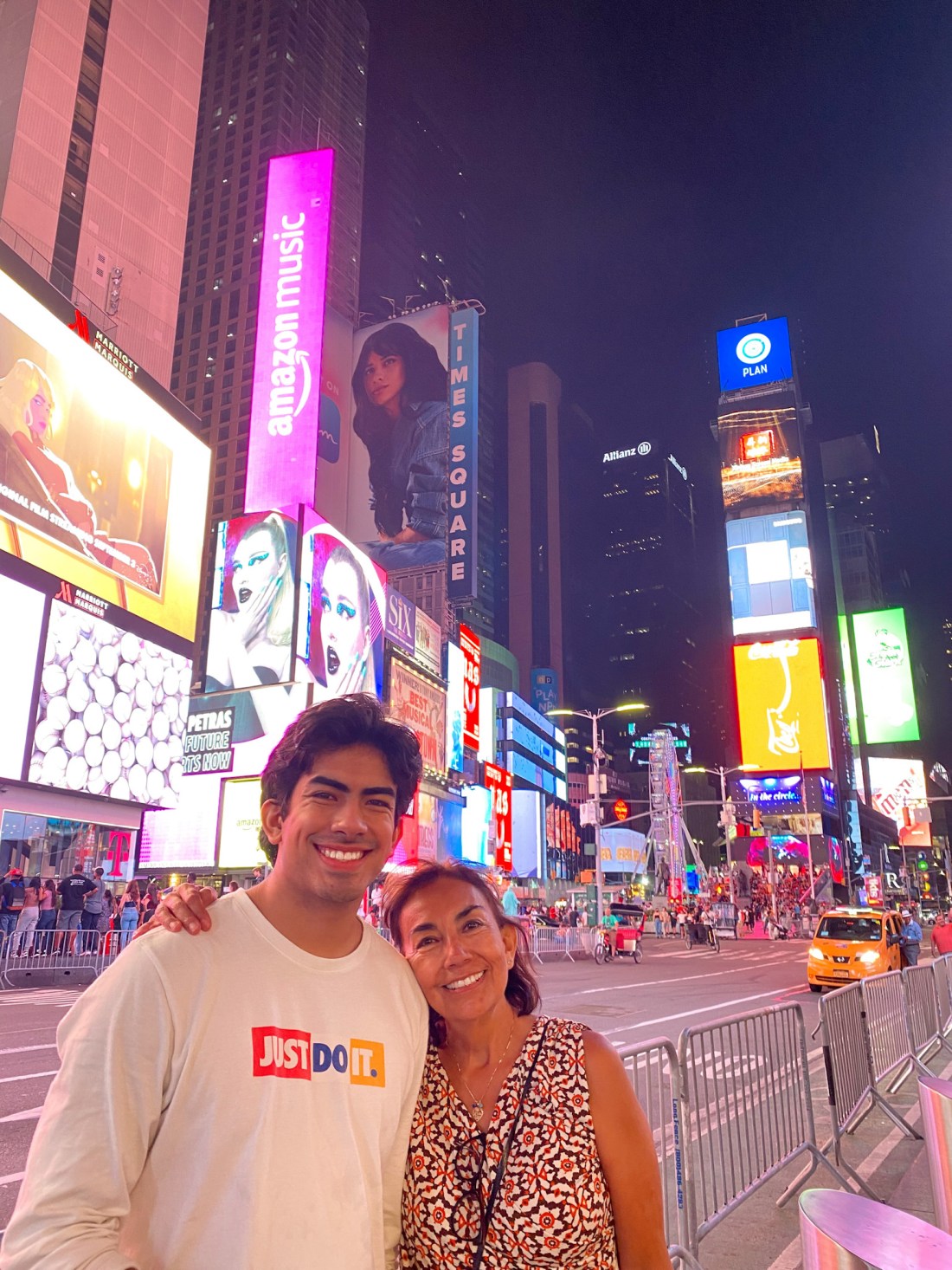 Facetune_07-02-2023-11-34-43