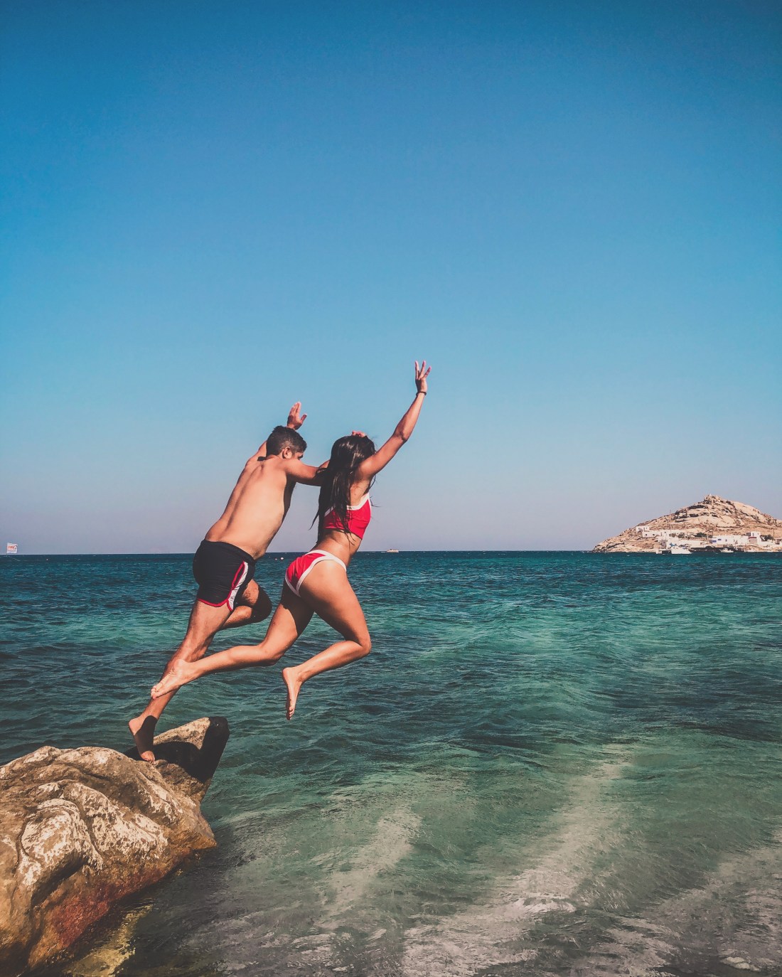 E1EE2B87-AD88-43D9-9A6B-C1925228CDC7